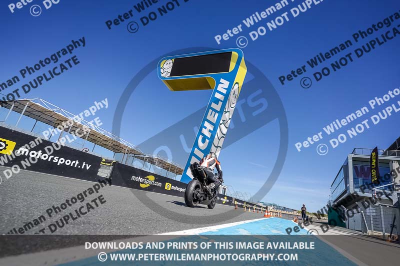 France;Le Mans;event digital images;motorbikes;no limits;peter wileman photography;trackday;trackday digital images